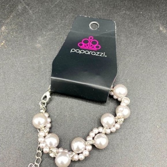 Uptown edge silver paparazzi Clearance